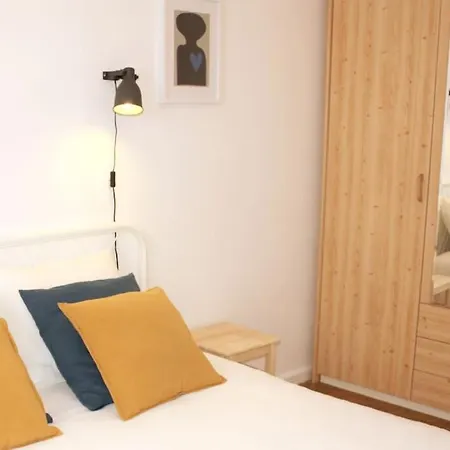 Apartment The Gate Patio House