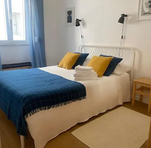 The Gate Patio House נאזרה